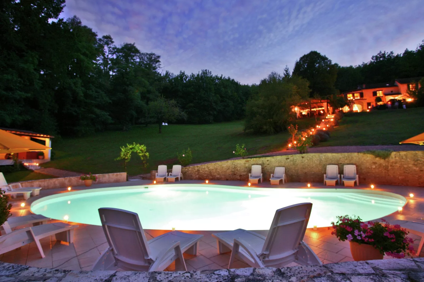 Font Neuve-Wellness