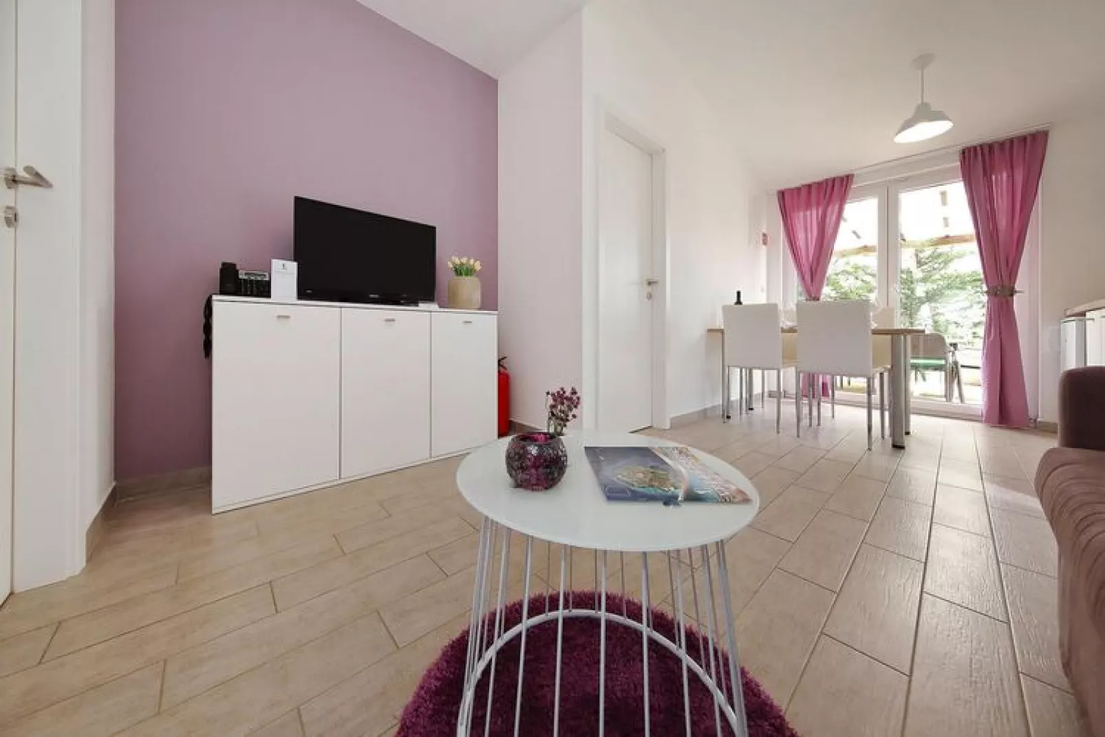 Holiday resort Vile Dalmacija, Preko-3-Raum-App., Classic 4+2, ca. 42 qm für 6 Pers.-Living room