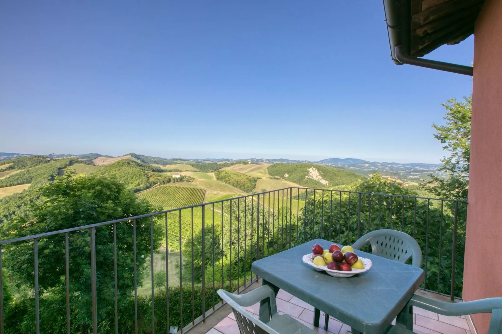 Borgo Quattro-Terrace balcony