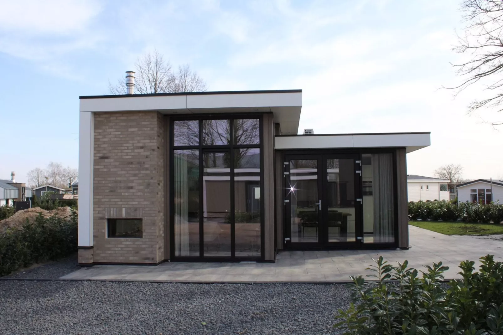 Recreatiepark Rhederlaagse Meren 13-Exterior summer