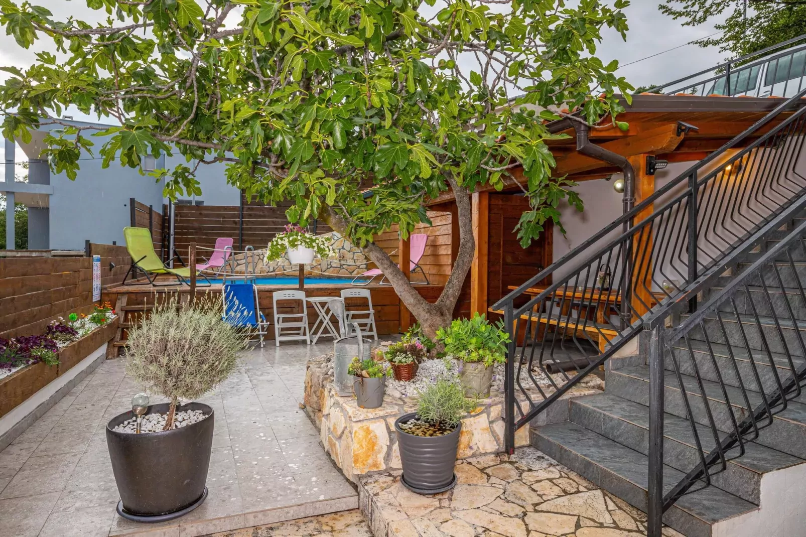Holiday Home Jasminka-Terrace balcony