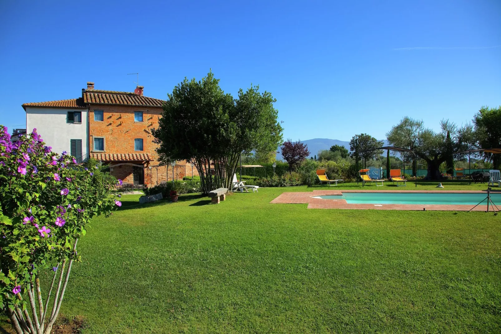 Villa il  Casone-Gardens summer