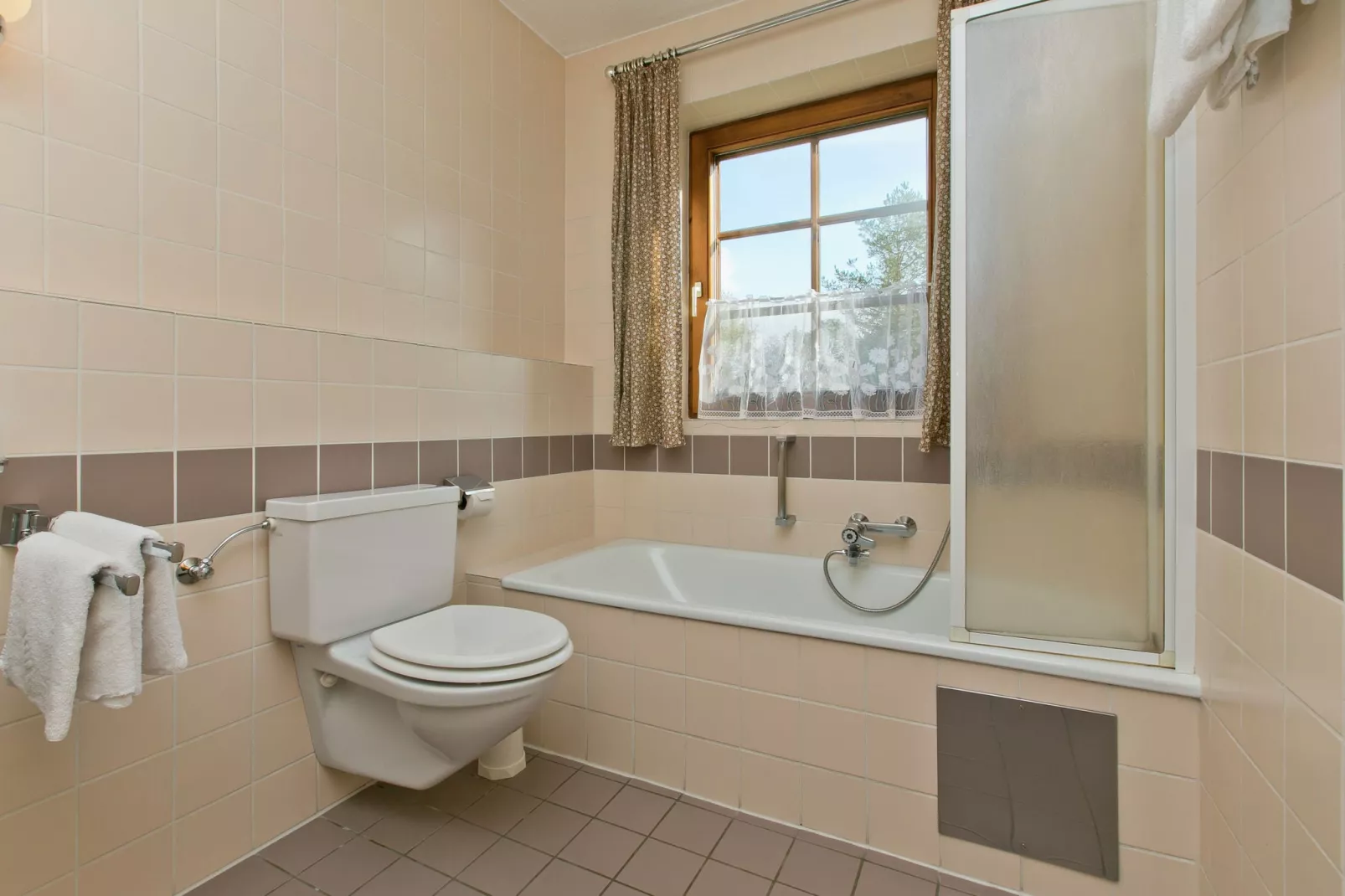 Forellenhof-Bathroom