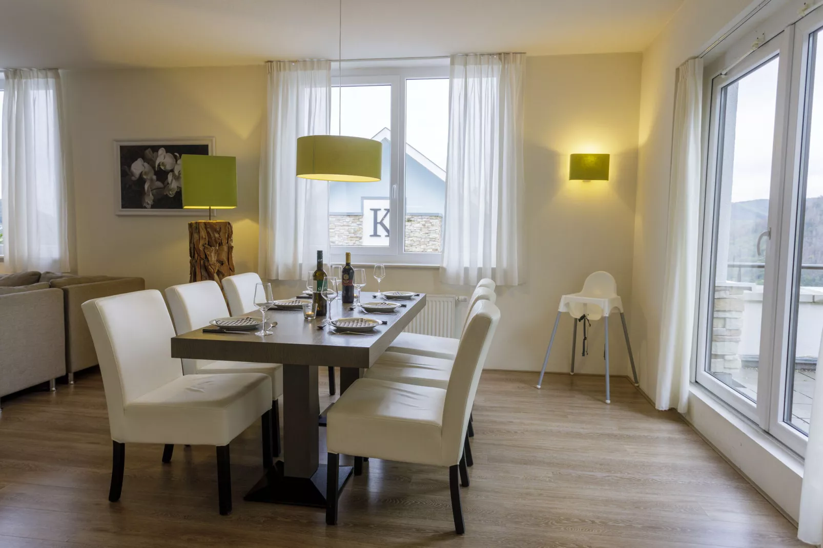 Resort Eifeler Tor 4-Dining room