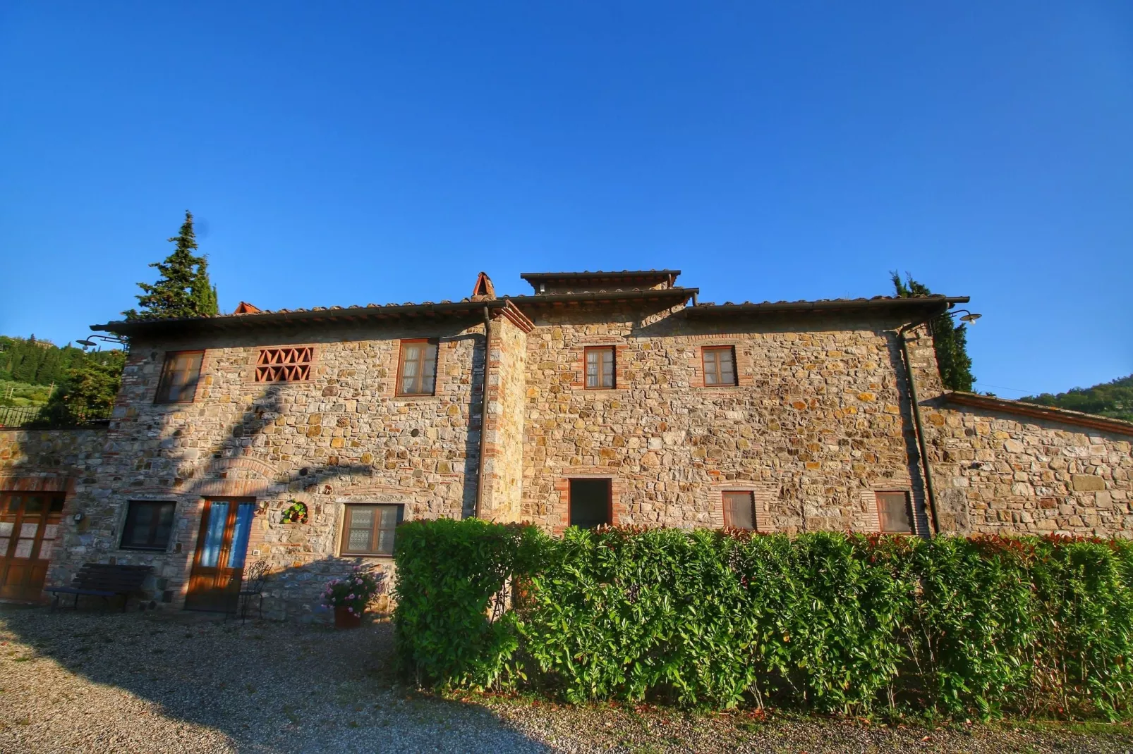 Limone-Exterior summer