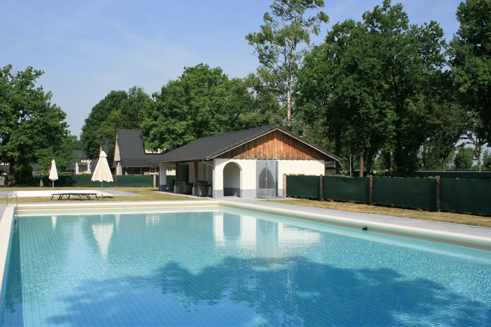 Hof van Salland 10-Park facilities
