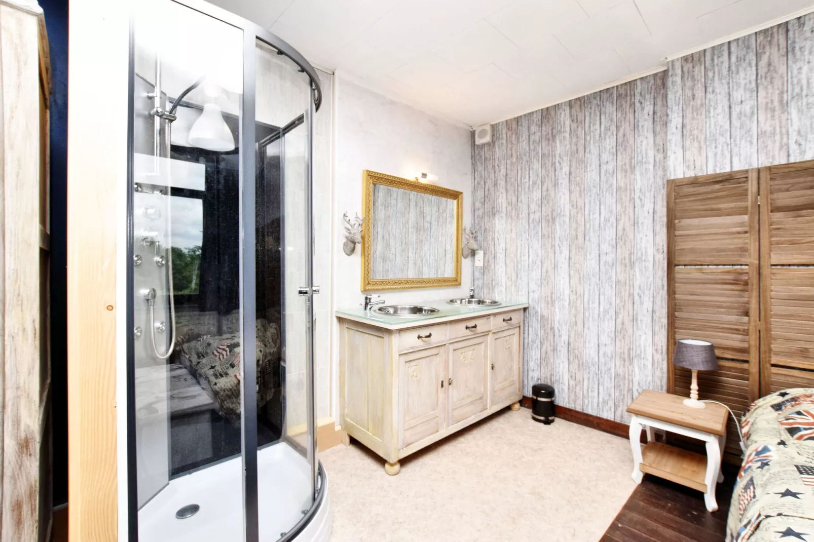 Les Poiriers-Bathroom