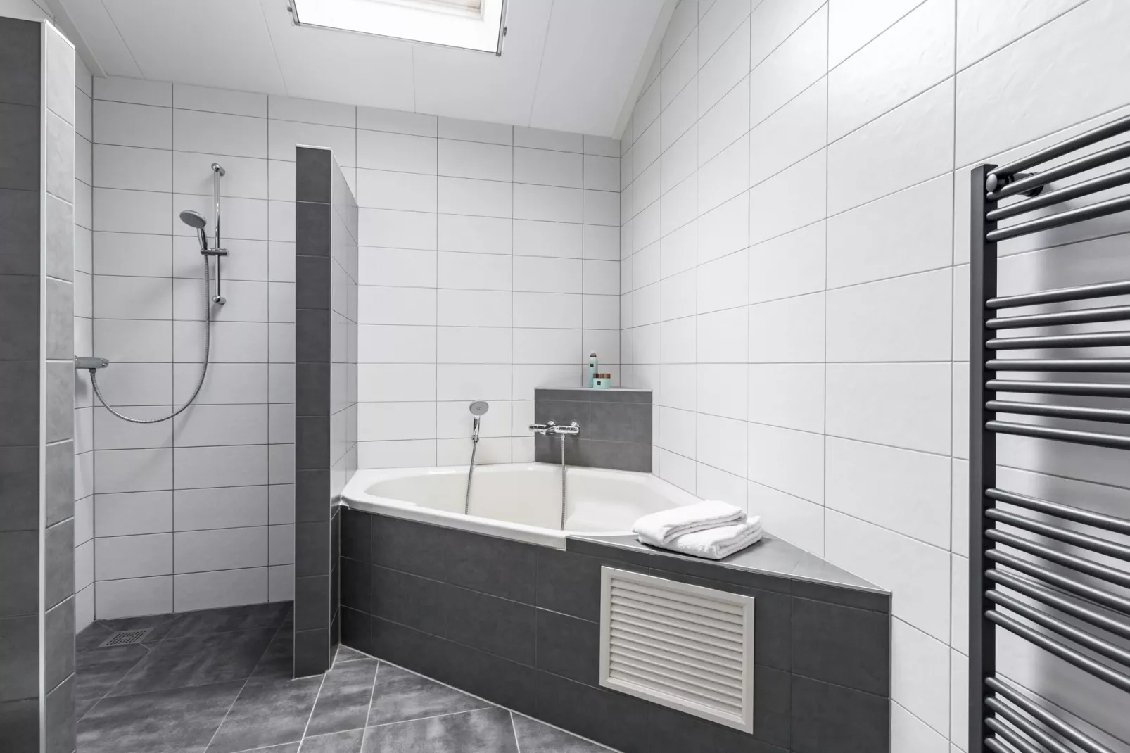 Zeeuwse Schaapskooi-Bathroom