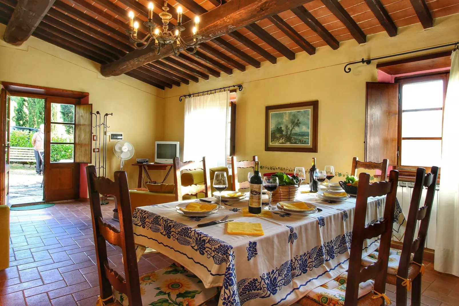 Limone-Dining room