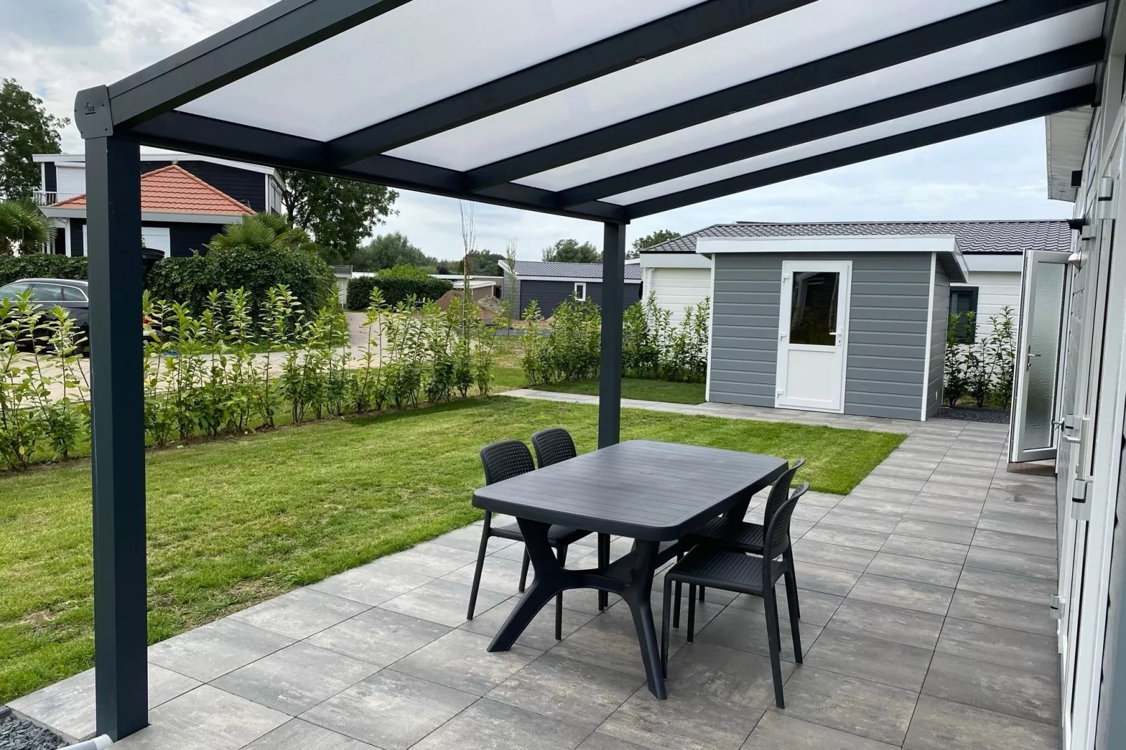 Recreatiepark Rhederlaagse Meren 14-Terrace balcony