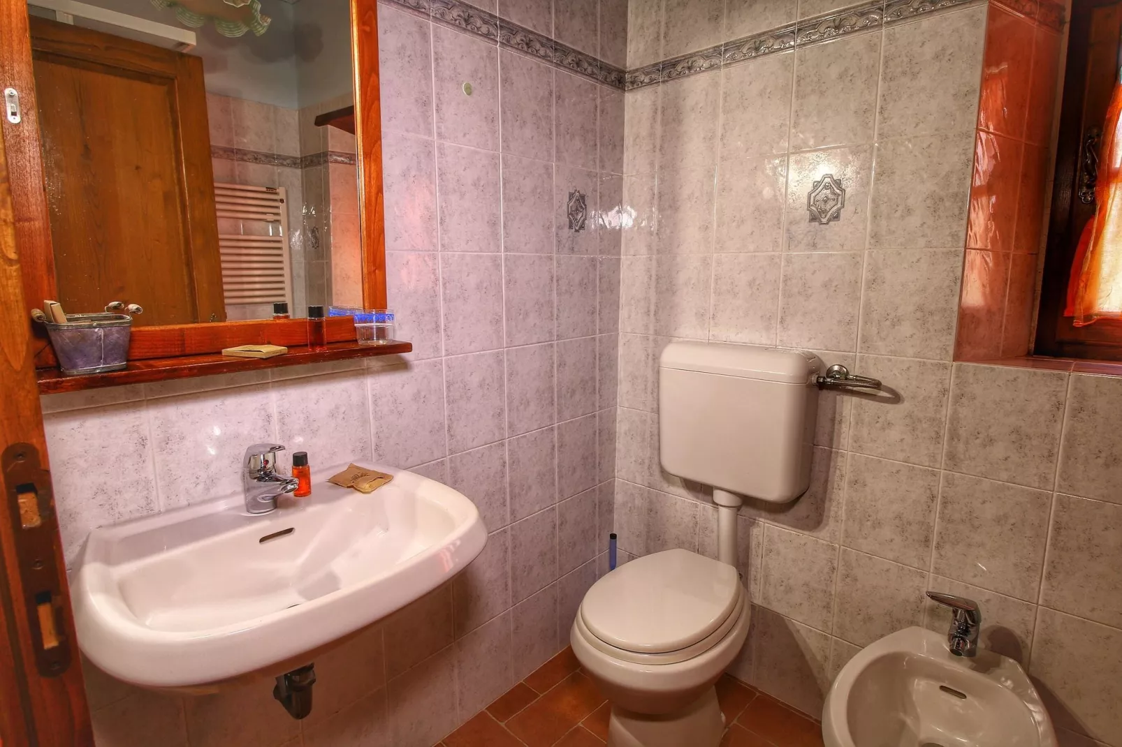 Limone-Bathroom