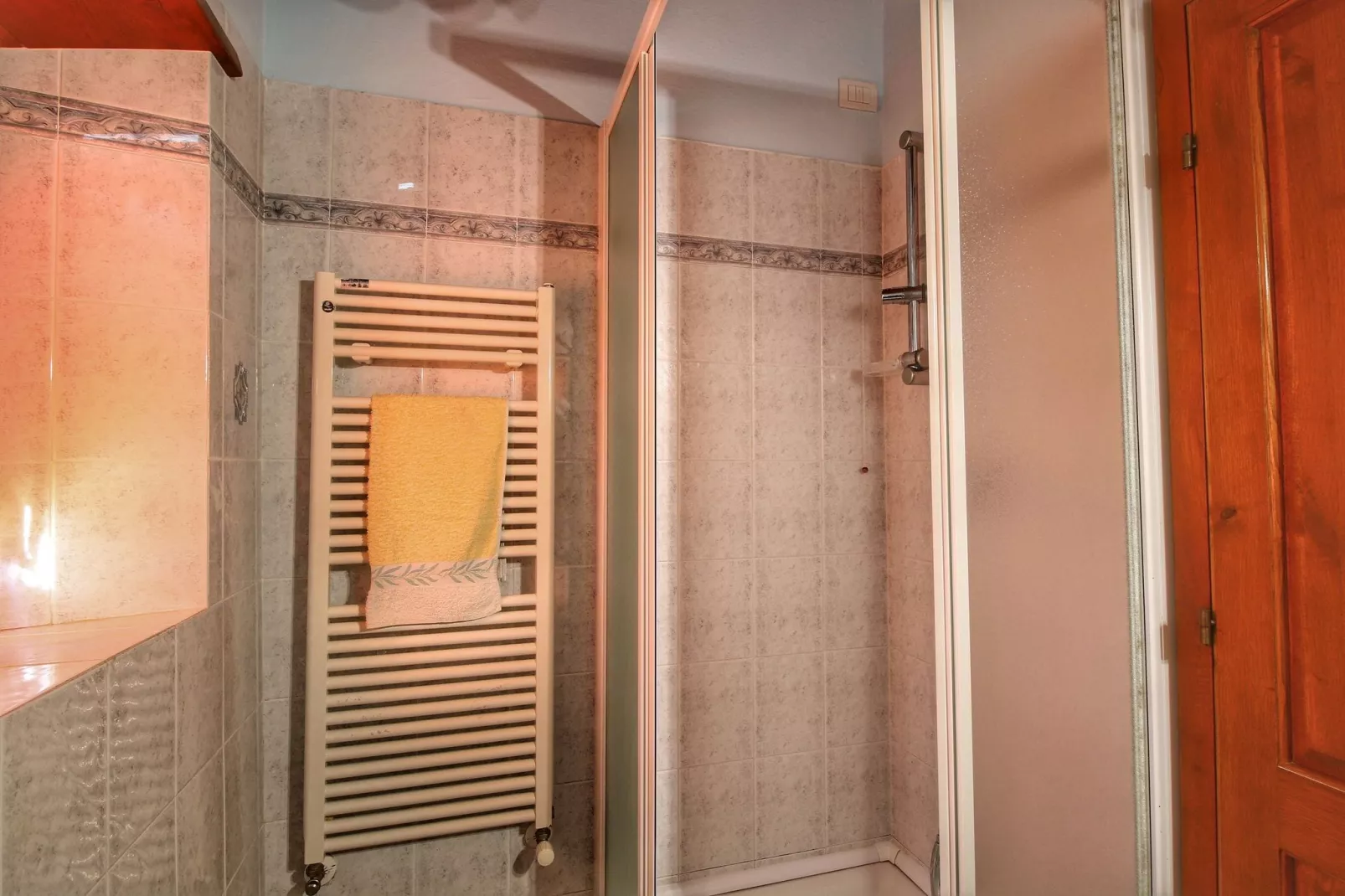 Limone-Bathroom