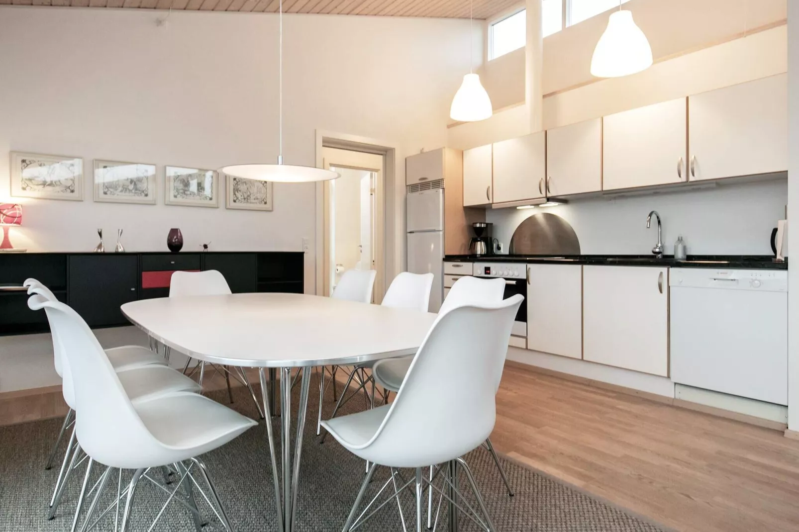 Tranquil Cottage Retreat-By Traum-Indoor
