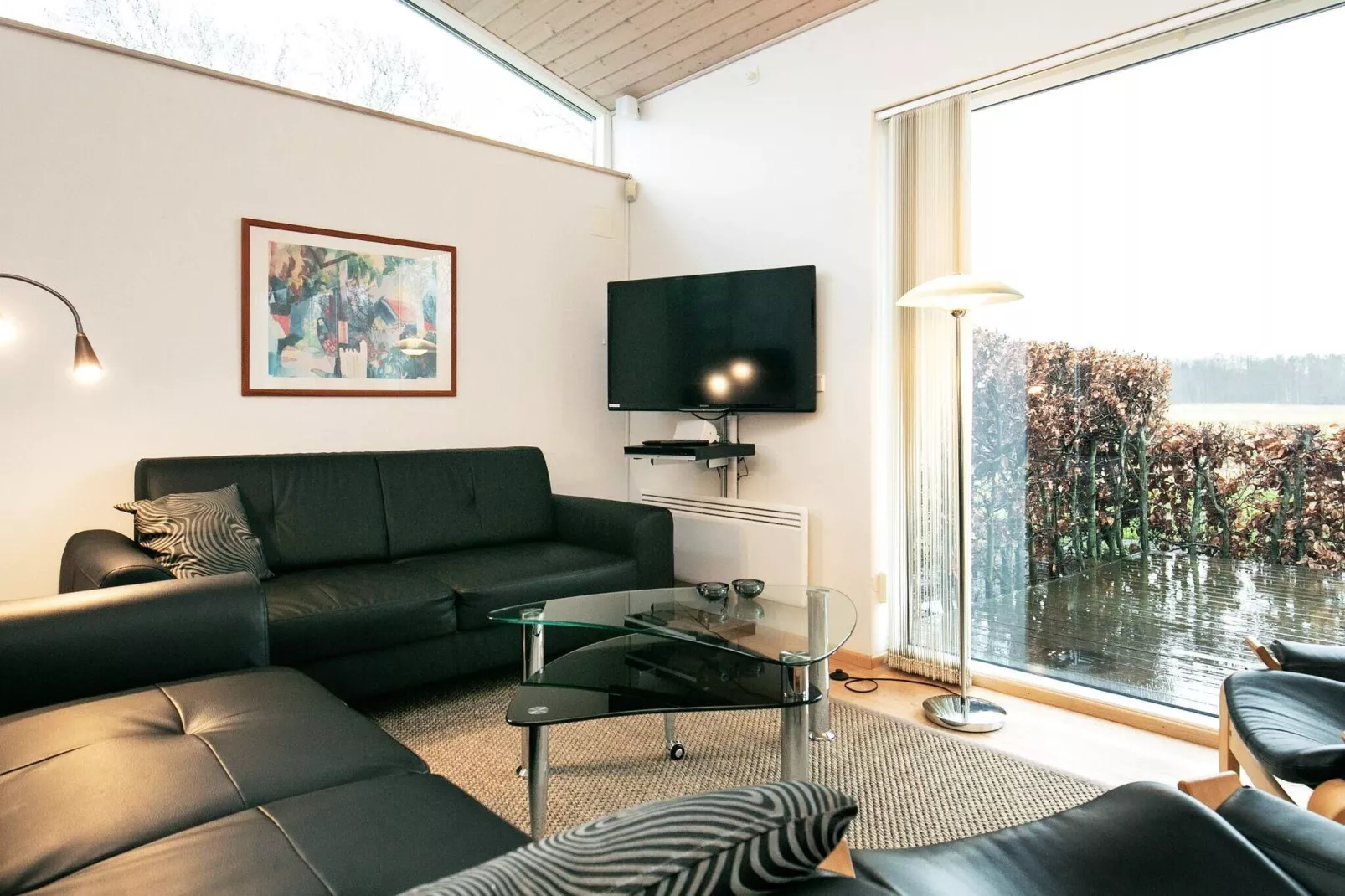 Tranquil Cottage Retreat-By Traum-Indoor