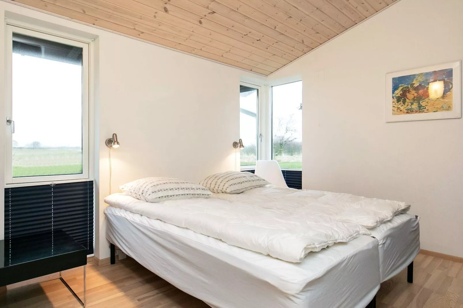 Tranquil Cottage Retreat-By Traum-Indoor