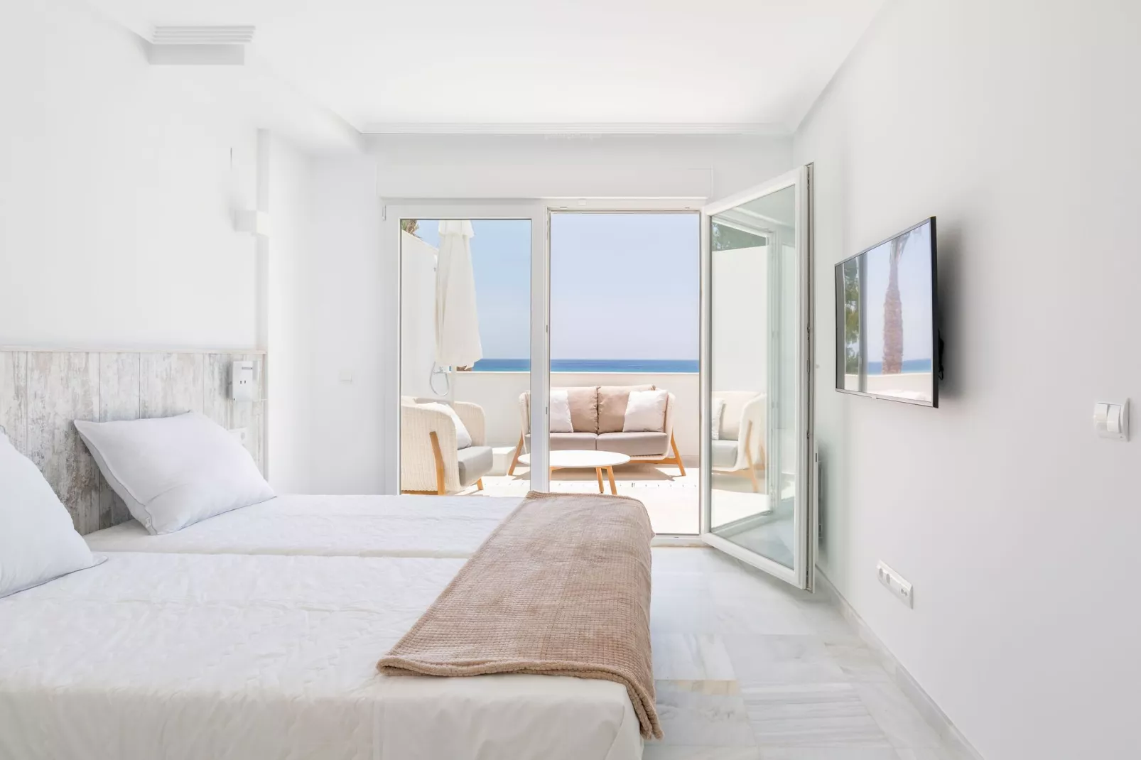 Resort Costa Blanca 2-Bedroom