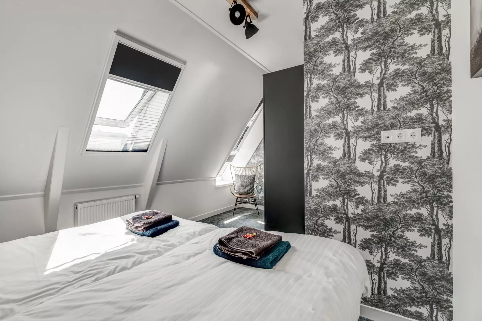 Boerderij Koatstertille-Bedroom