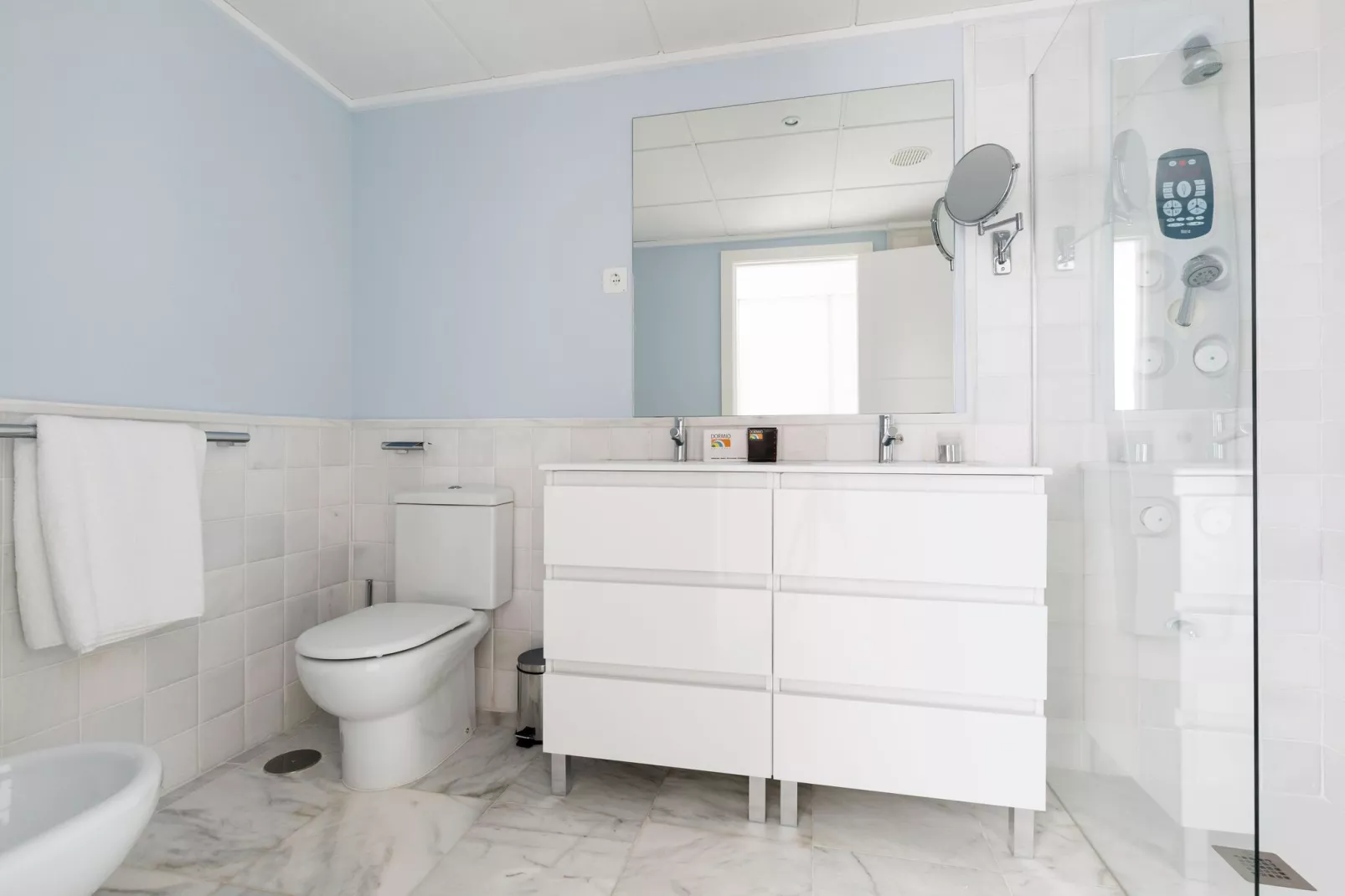 Resort Costa Blanca 2-Bathroom