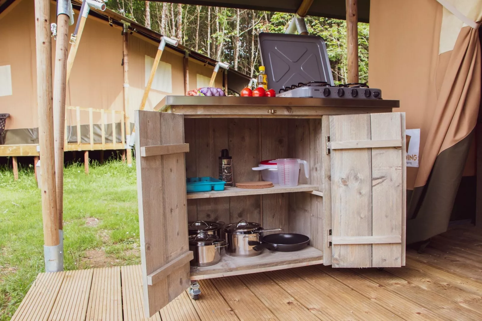Recreatiepark Rhederlaagse Meren 16-Kitchen