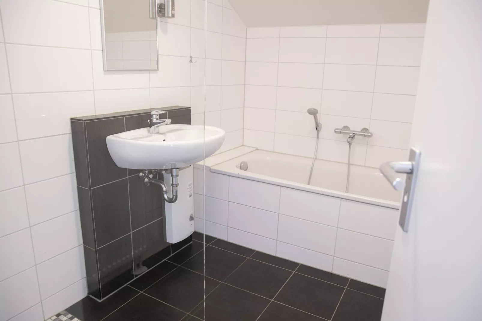 Resort Eifeler Tor 6-Bathroom