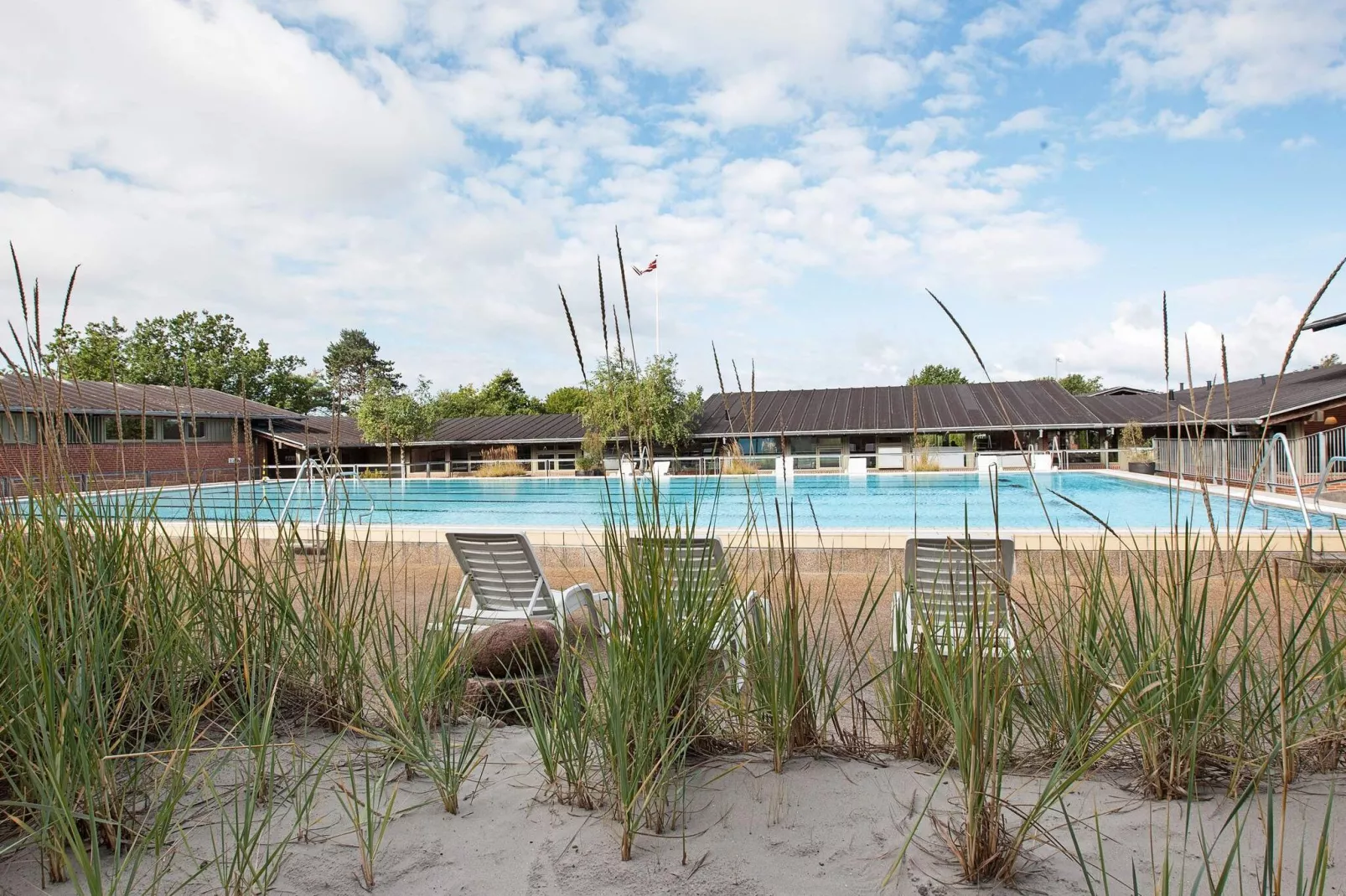 3 room,2 Bad,w/seaview,Premium-Pool