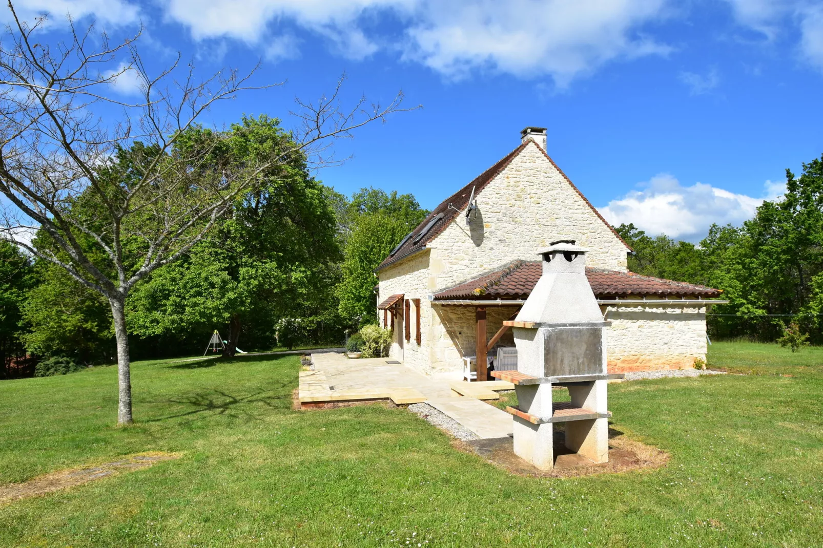 Maison de vacances Uzech-Extérieur été