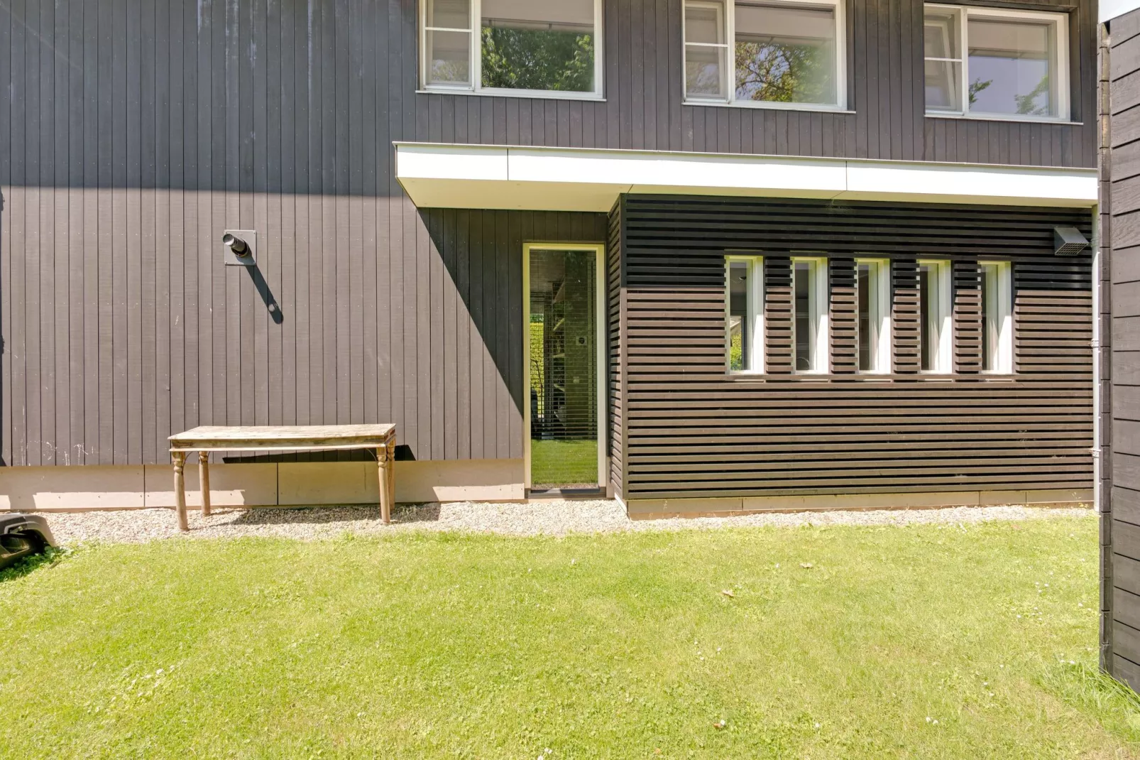 Stijlvol familiehuis in Grou-Exterior summer
