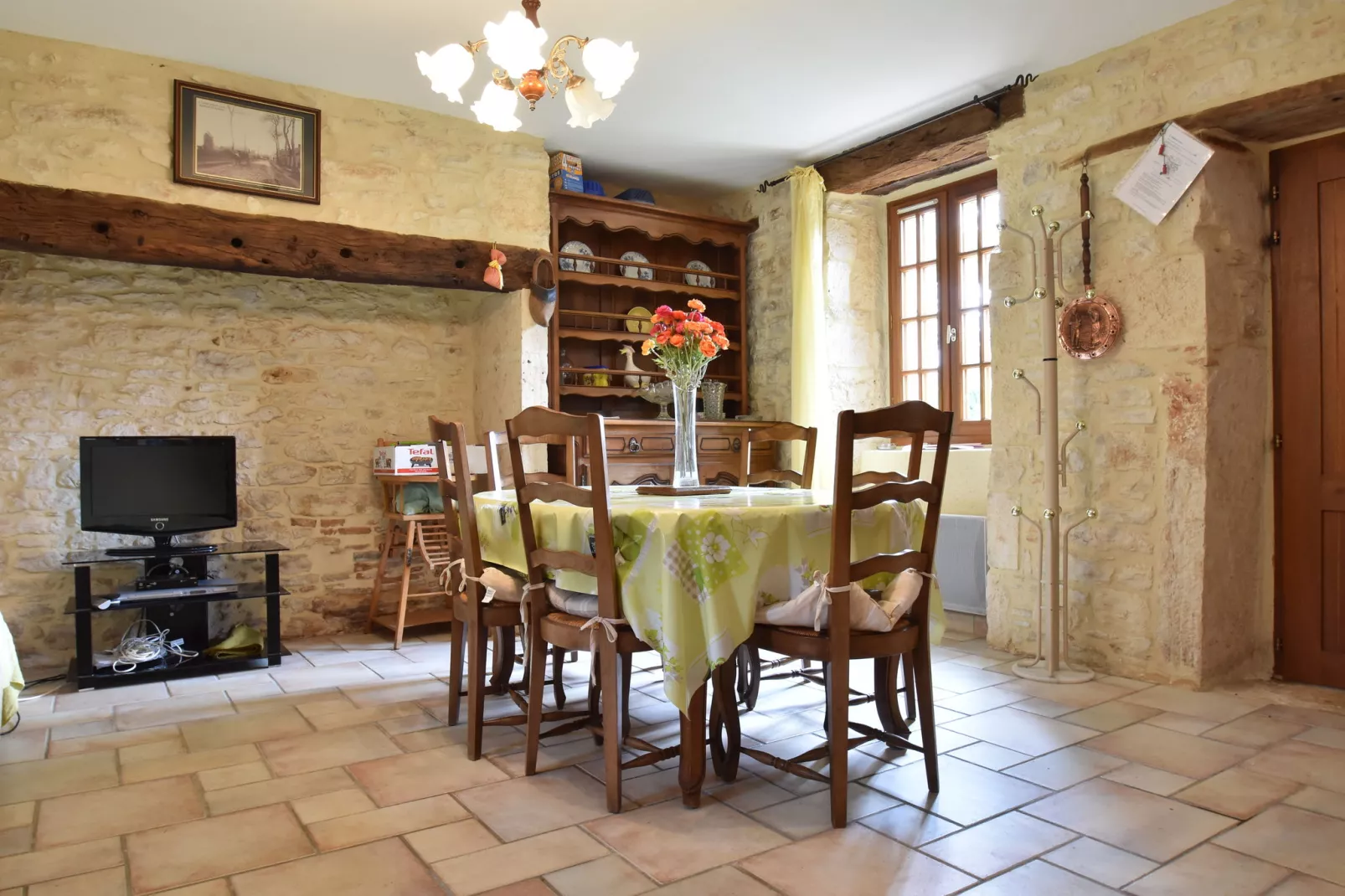 Maison de vacances Uzech-Salle à manger