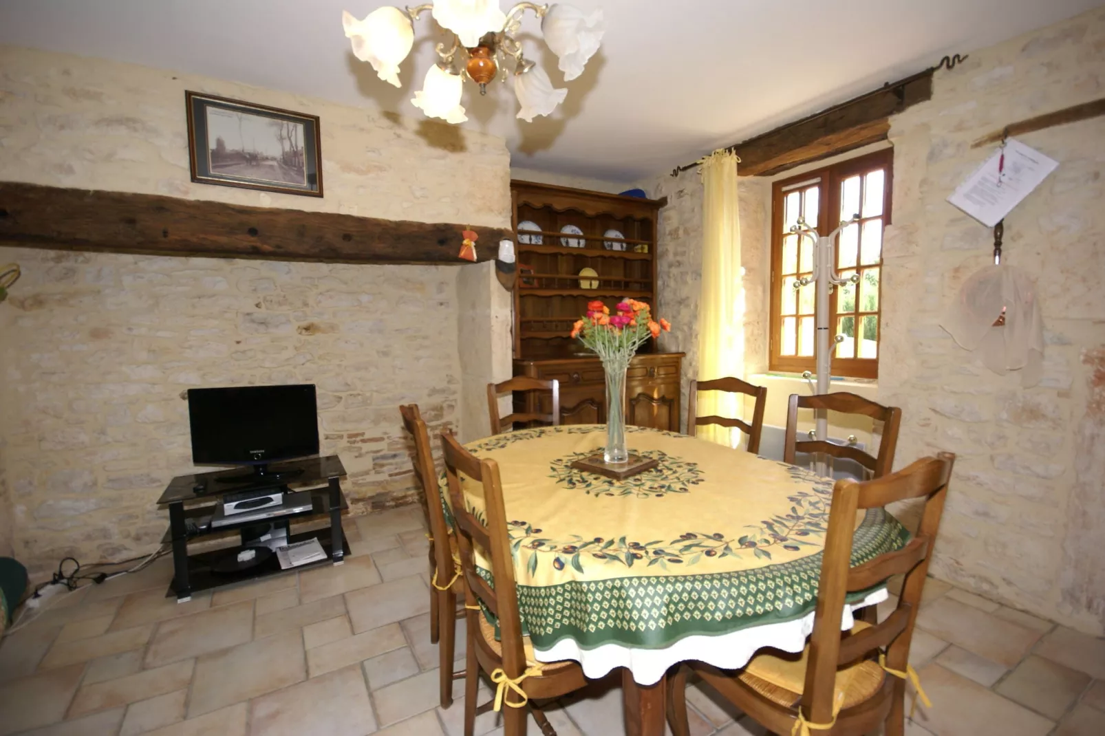 Maison de vacances Uzech-Salle à manger