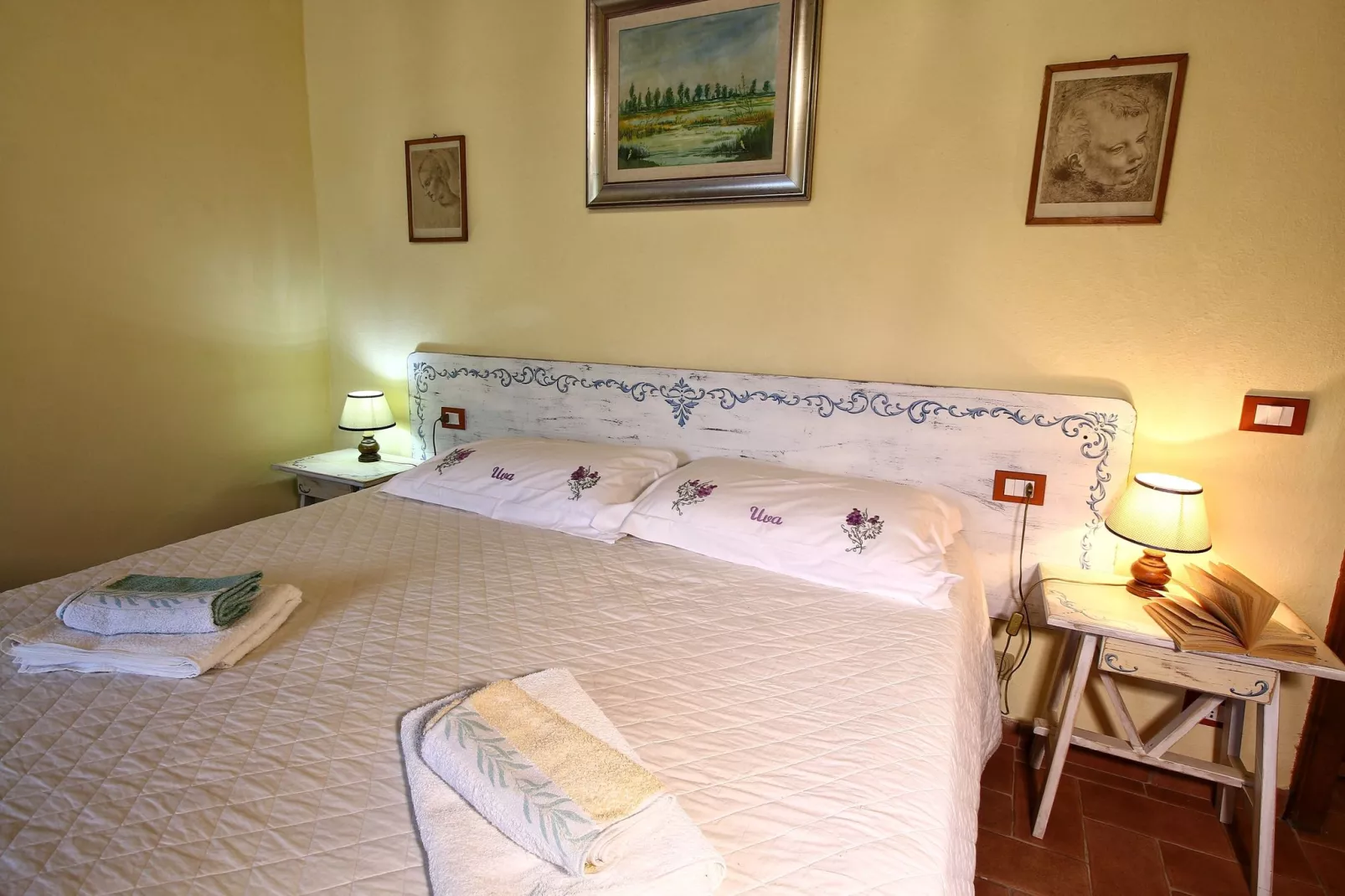 Uva-Bedroom