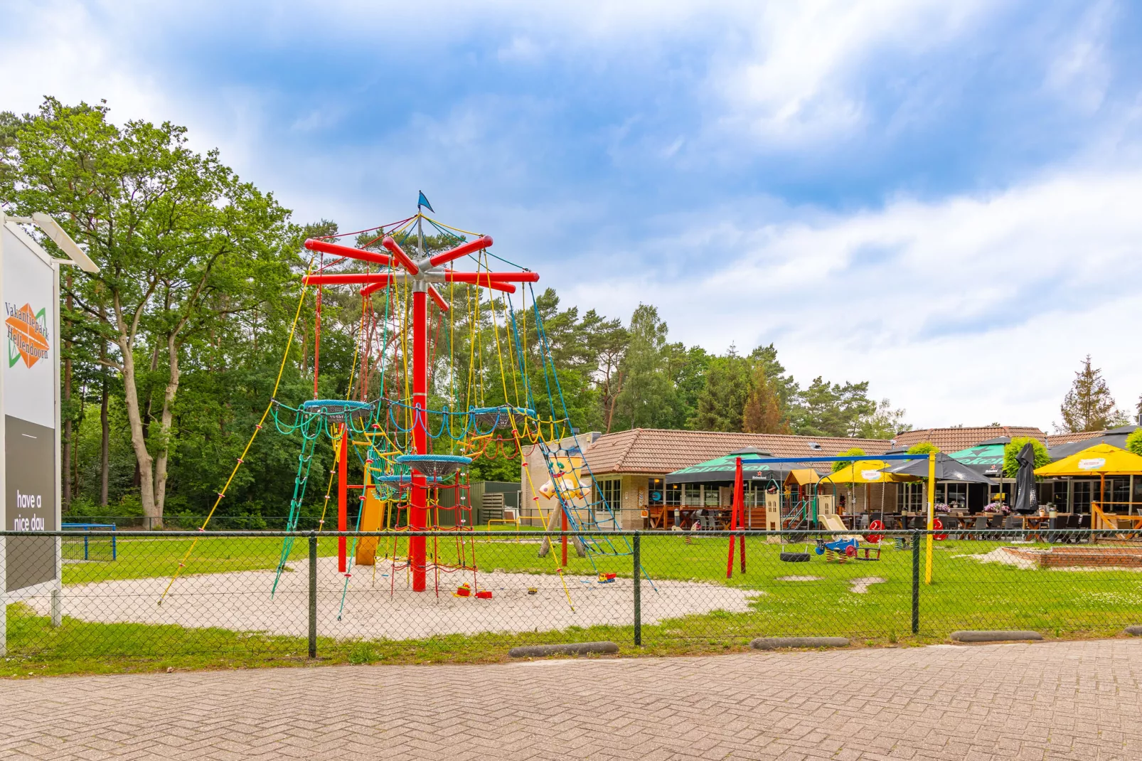 Vakantiepark Hellendoorn 1-Parkeinrichtungen