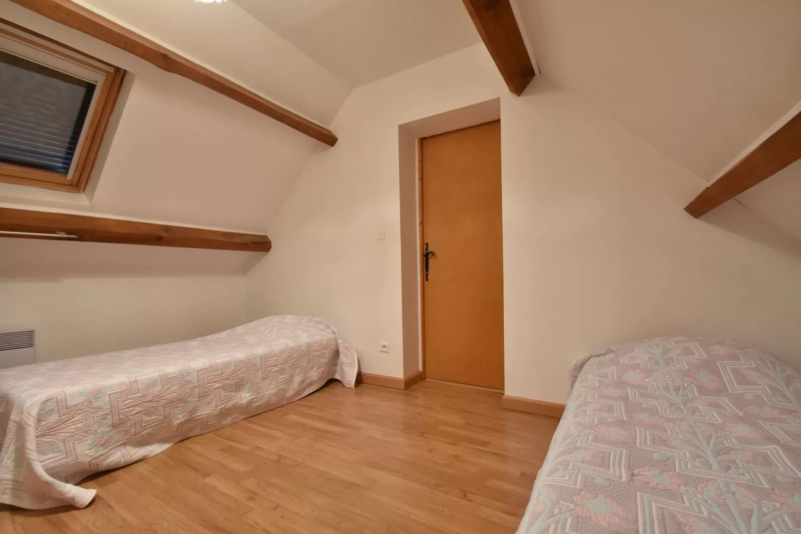 Maison de vacances Uzech-Chambre