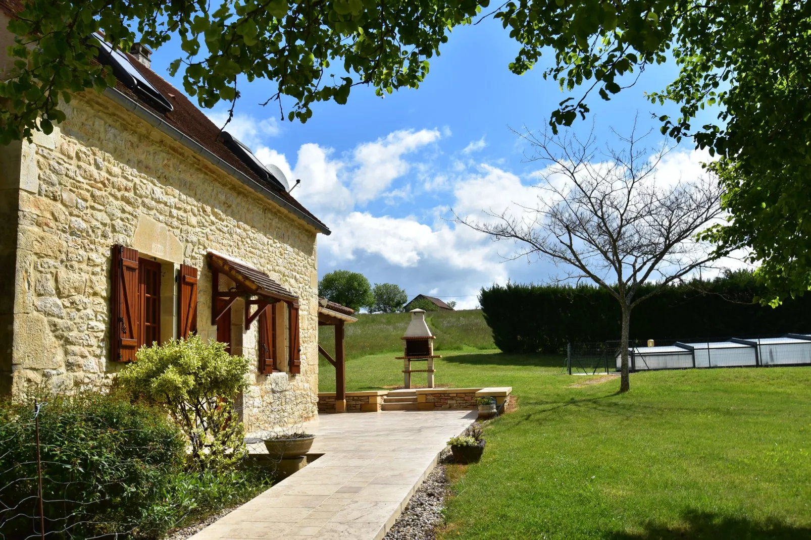 Maison de vacances Uzech-Jardin d'été