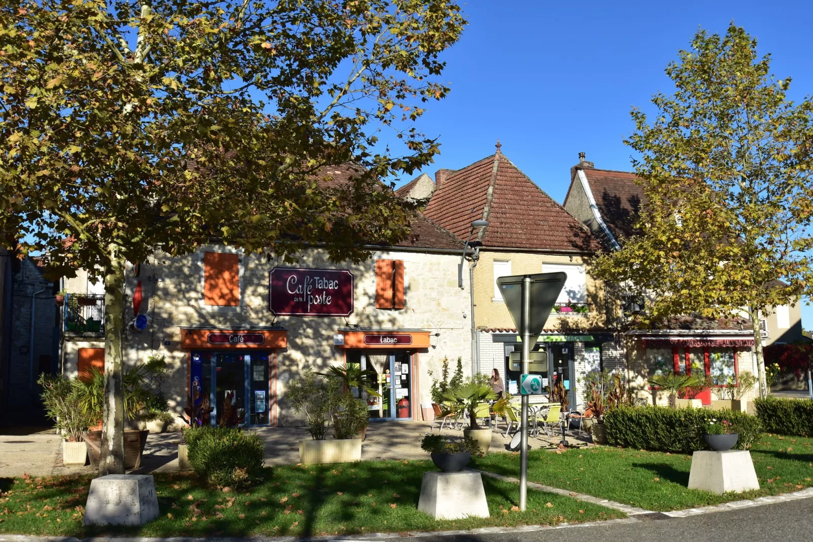 Maison de vacances Uzech-Zones d'été à 20 km