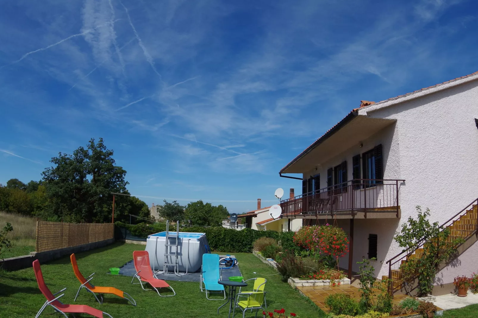 Genio-Exterior summer
