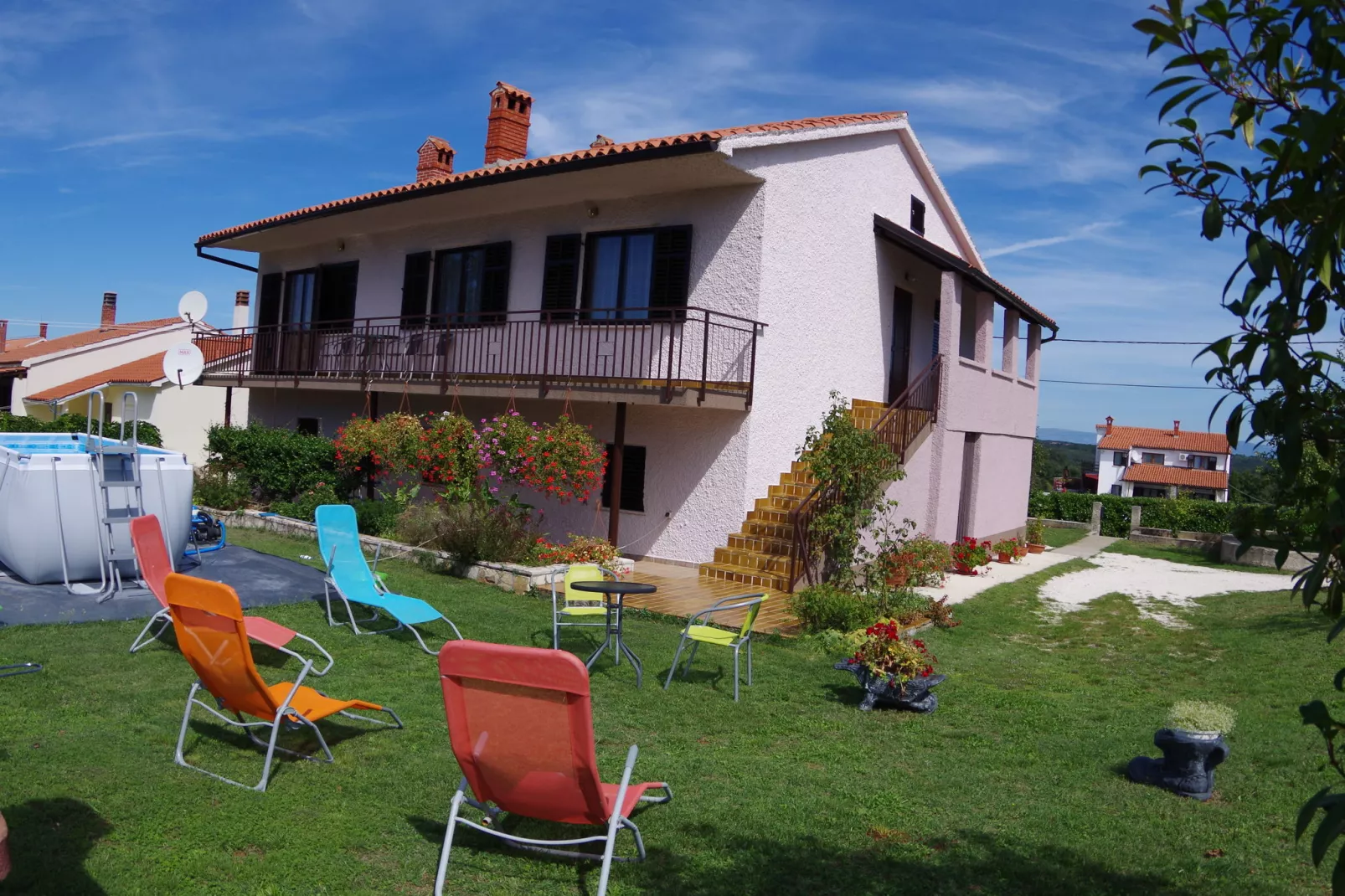 Genio-Exterior summer