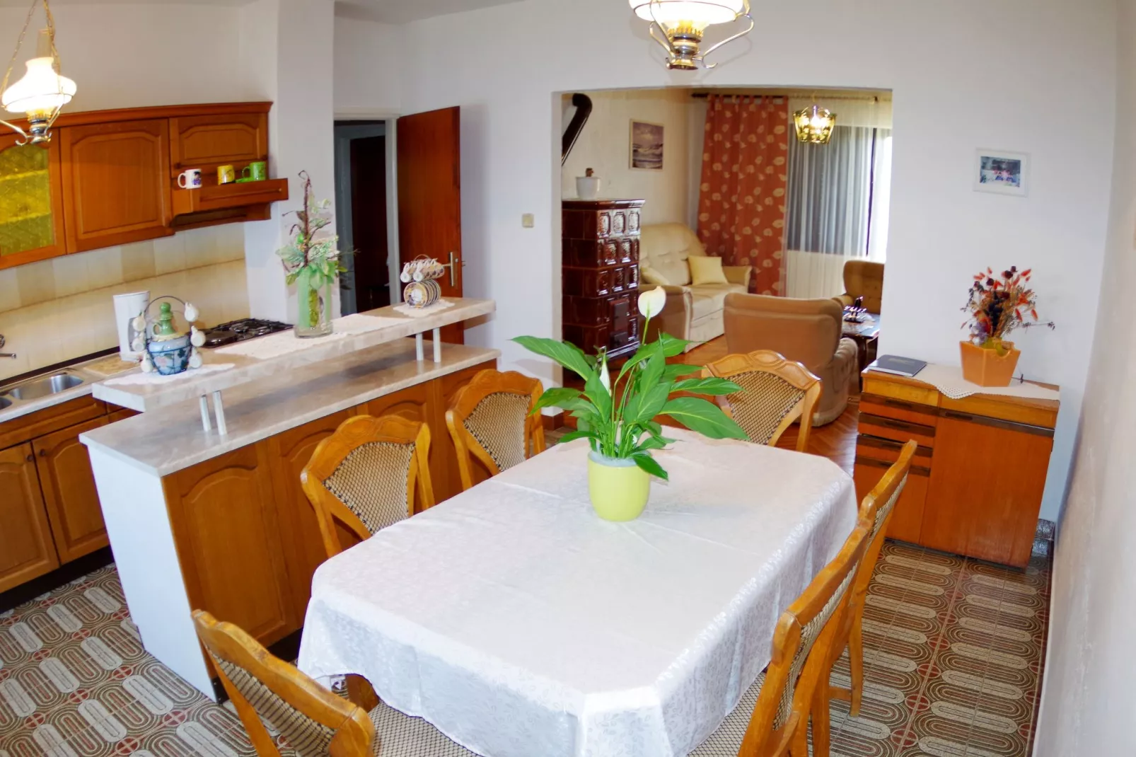 Genio-Dining room