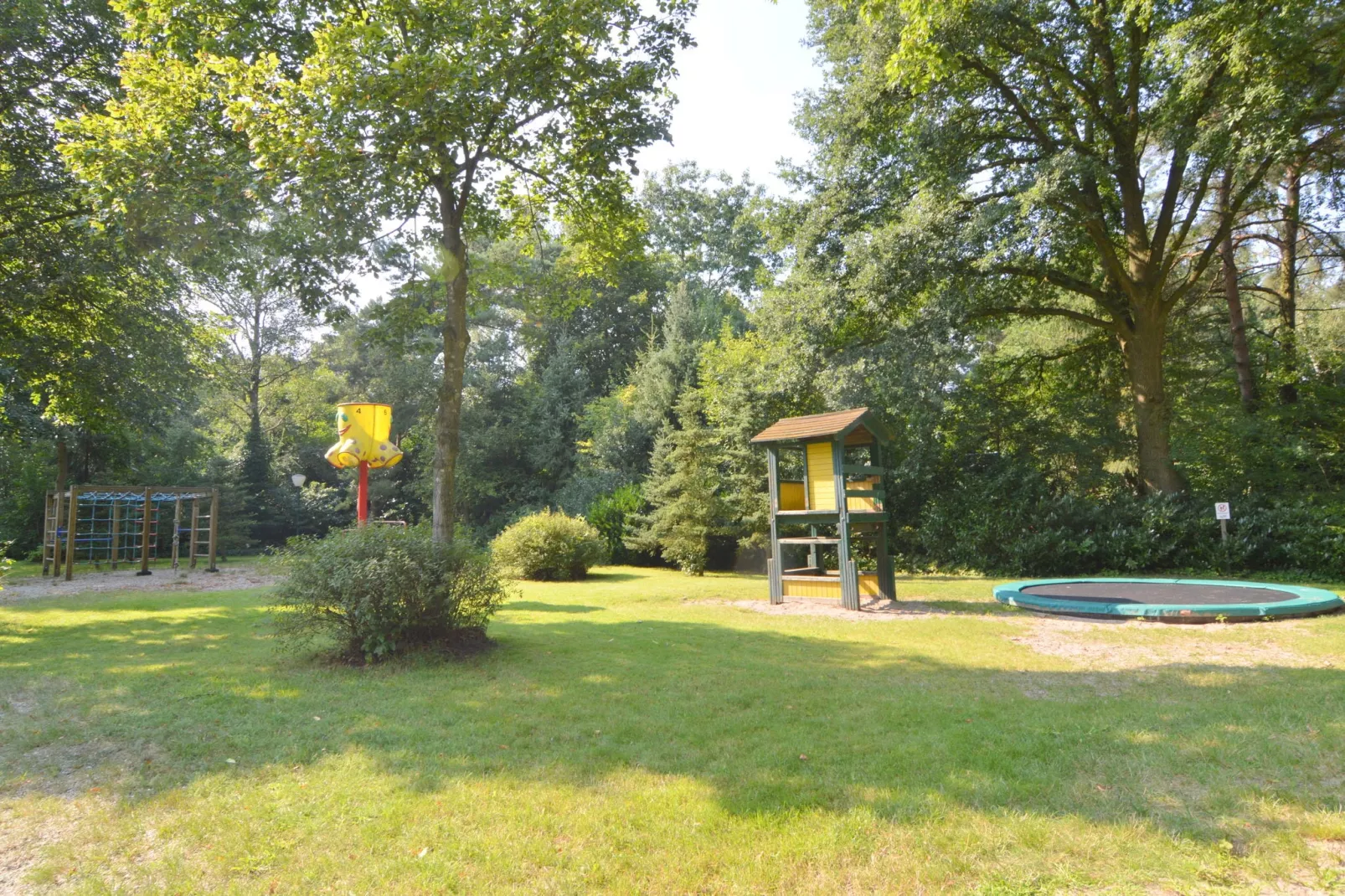 Het Zonnetje-Parkeinrichtungen