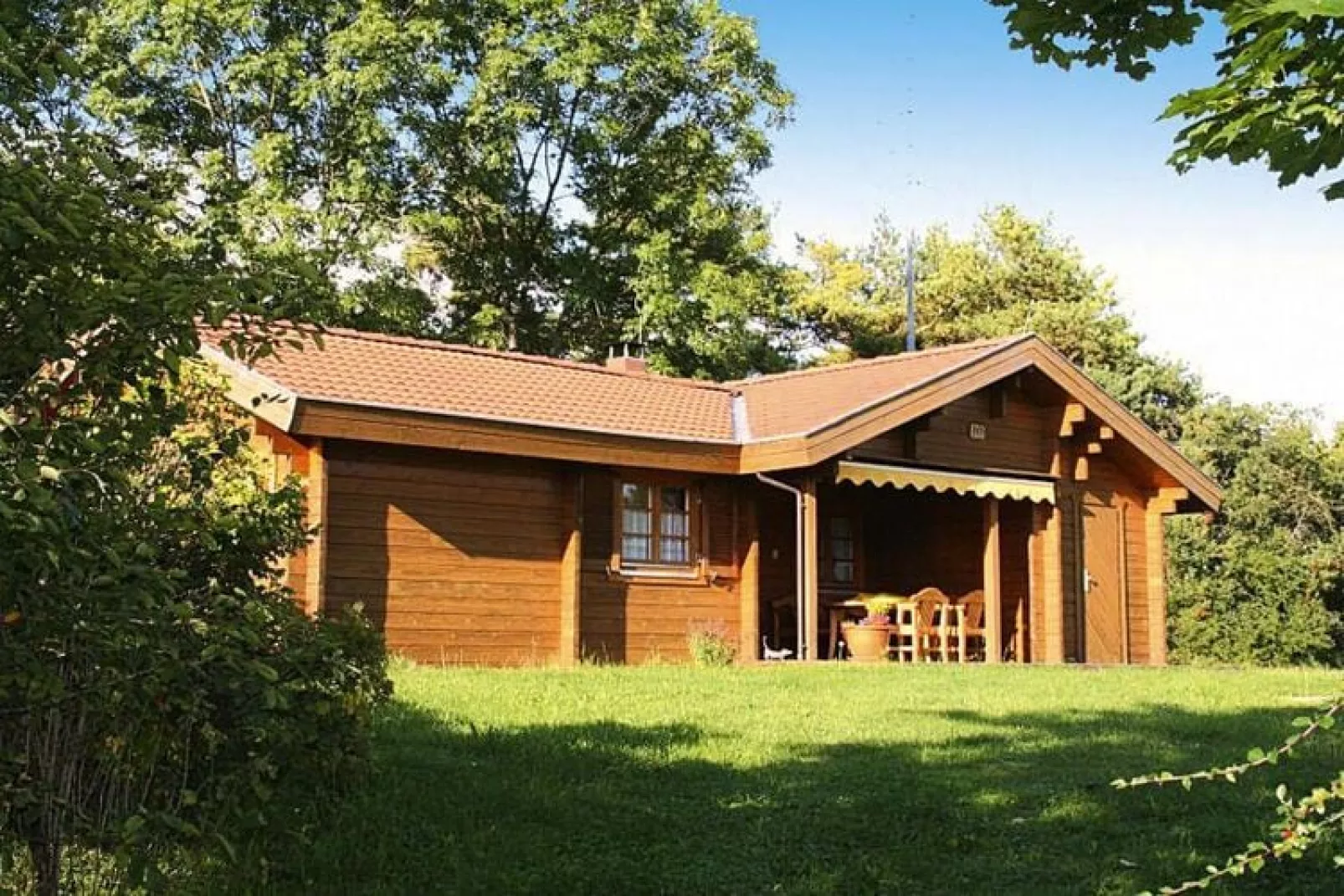 Ferienpark Lauterdörfle -Typ C Tauber 4 Pers 60 qm-Außenbereich Sommer