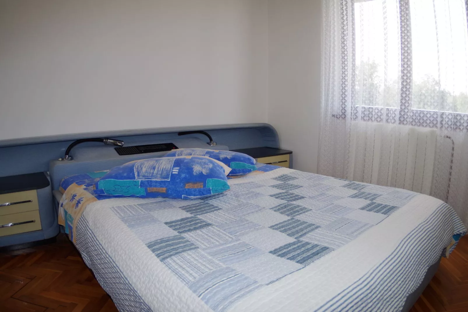 Genio-Bedroom