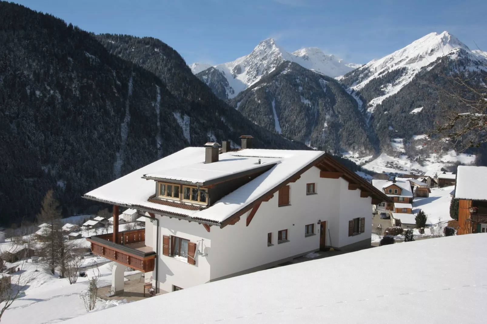 Bials-Exterior winter