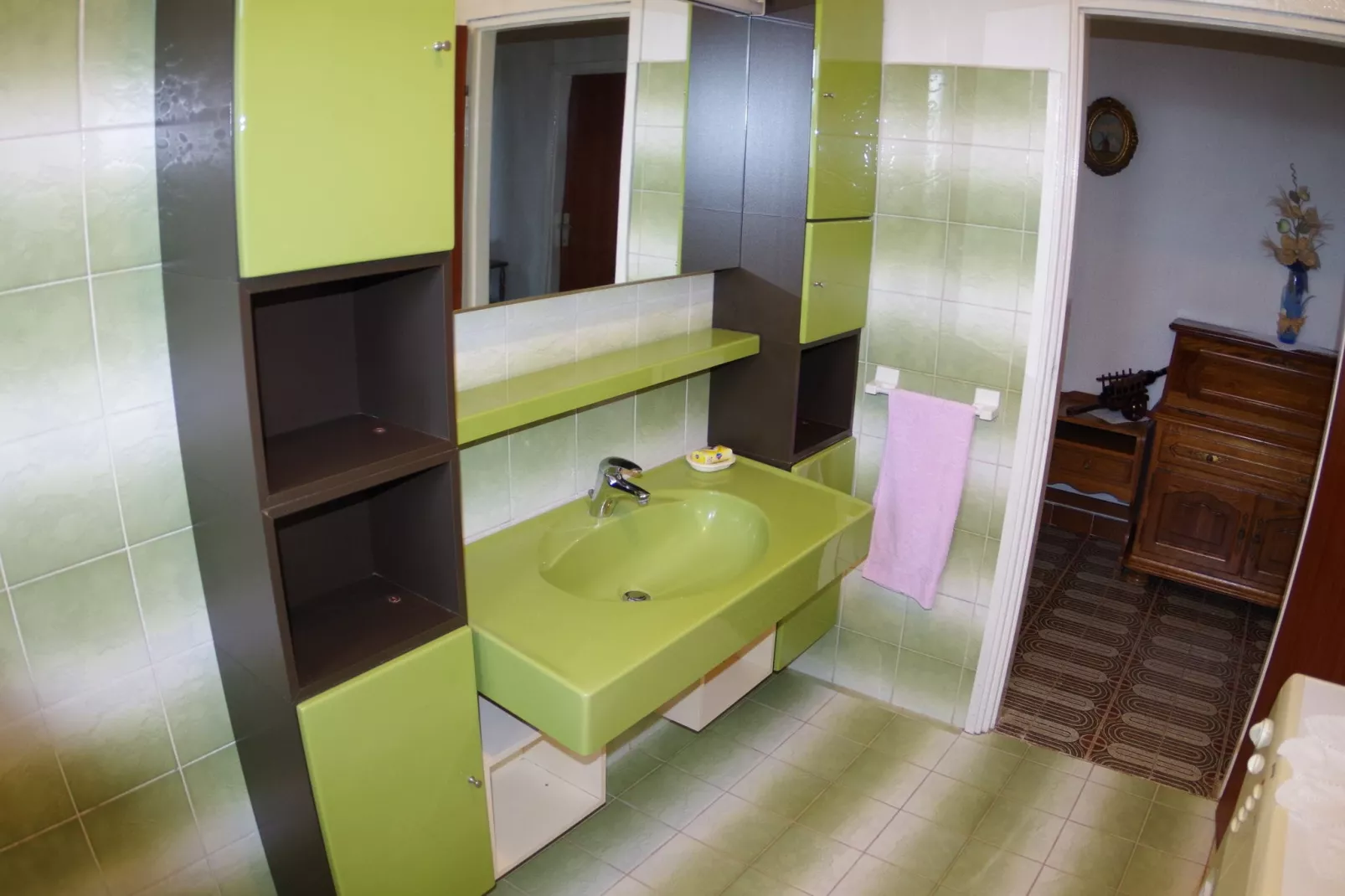 Genio-Bathroom