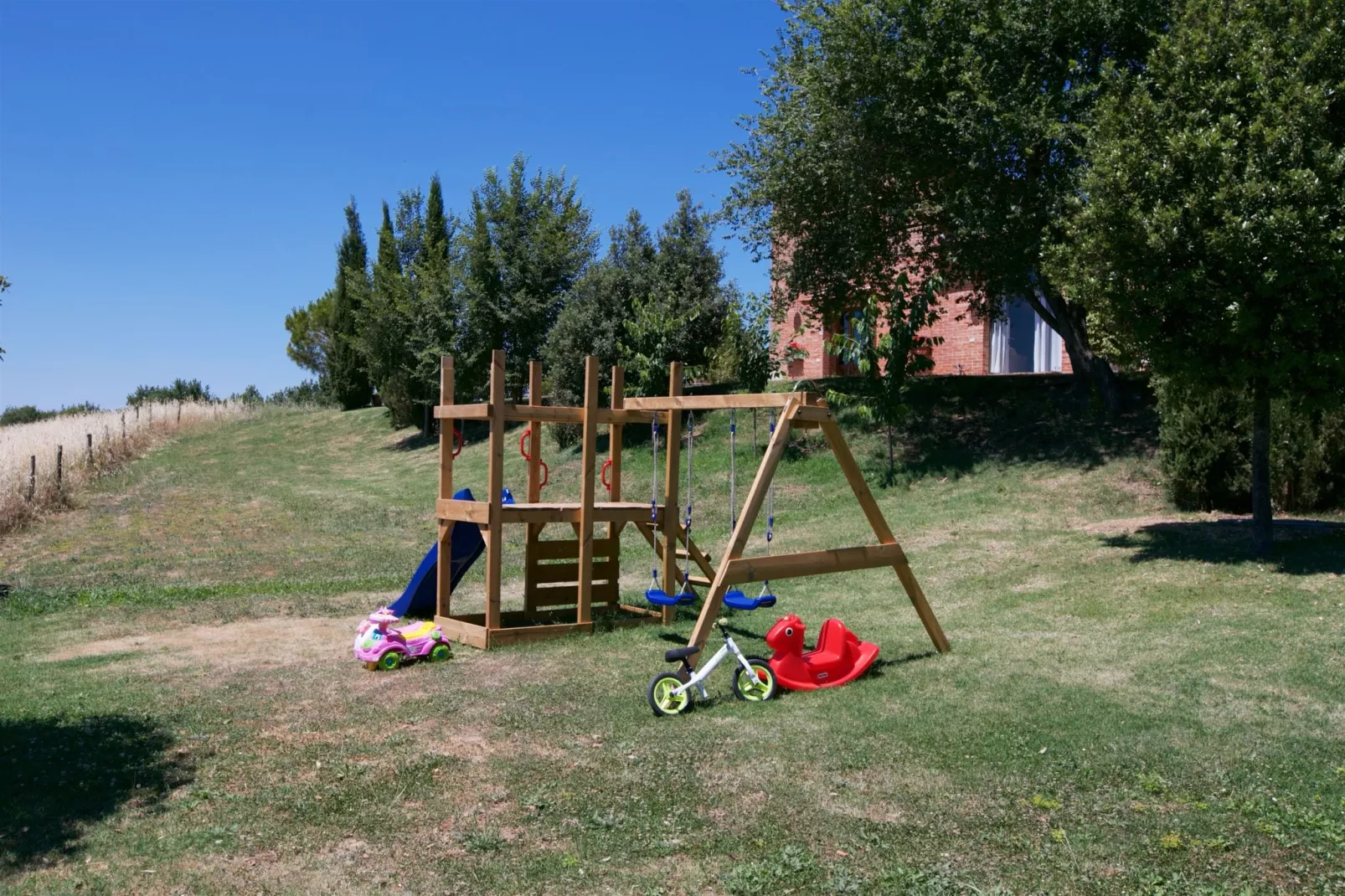Stalla Rossa-Facilities