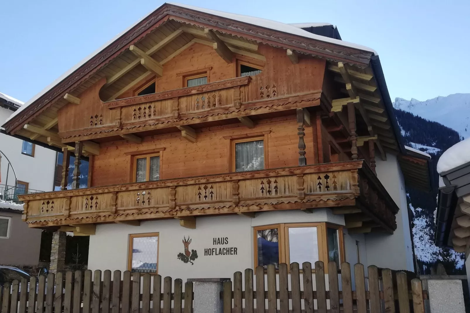 Haus Hoflacher-Exterior winter