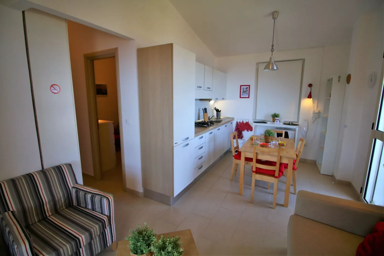 Lunedi-Living room