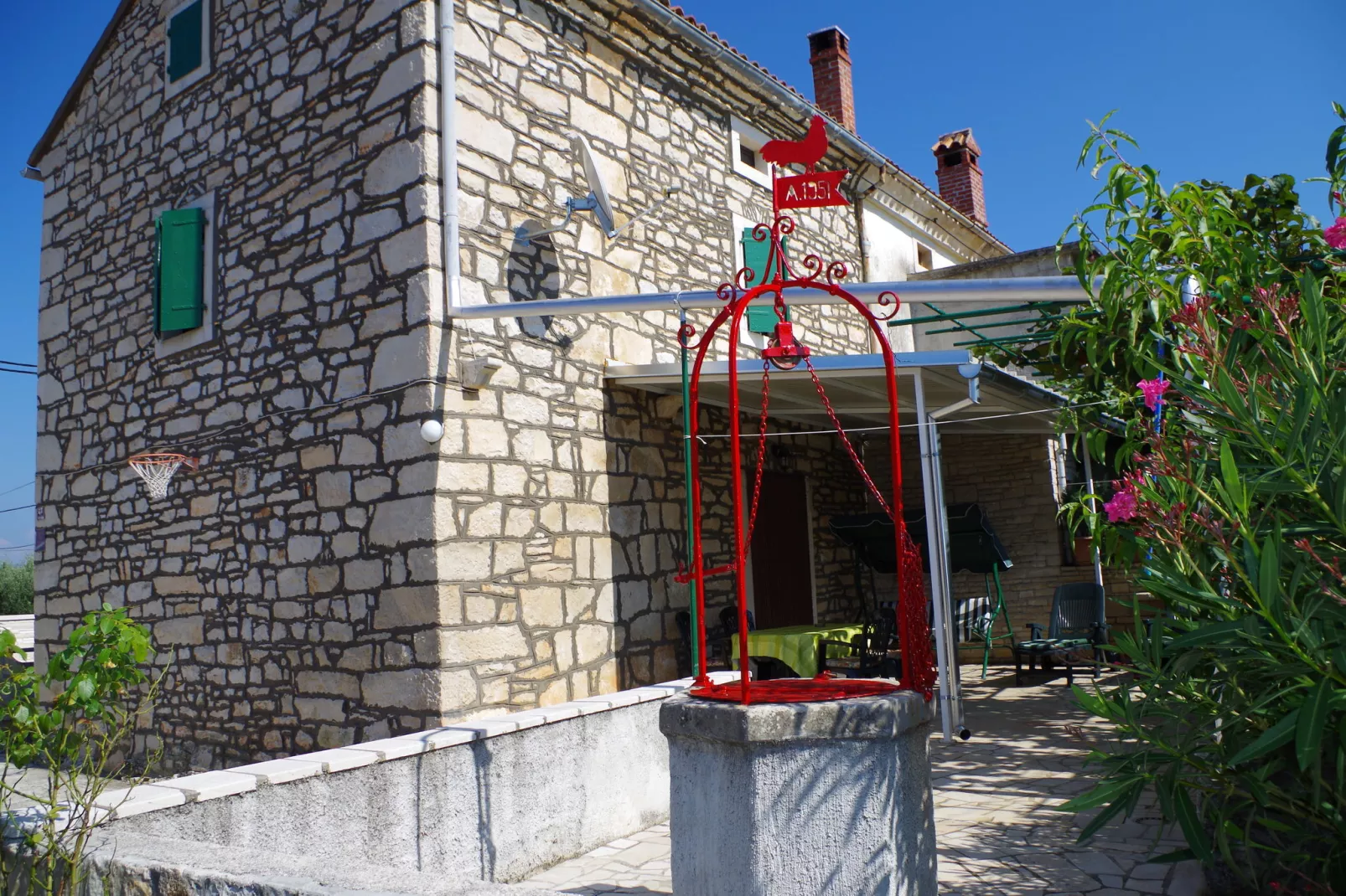 House Graciela-Exterior summer