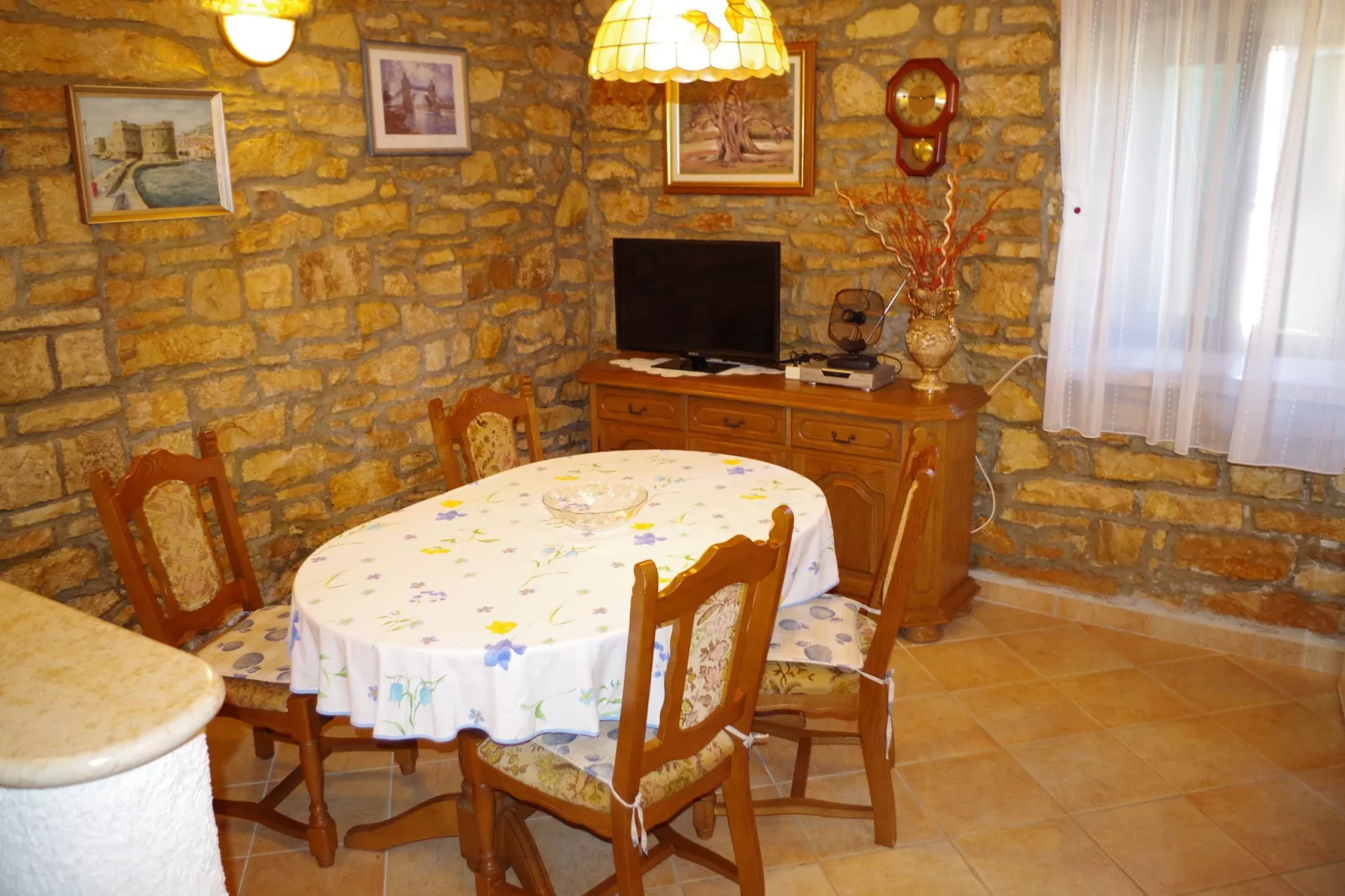 House Graciela-Dining room
