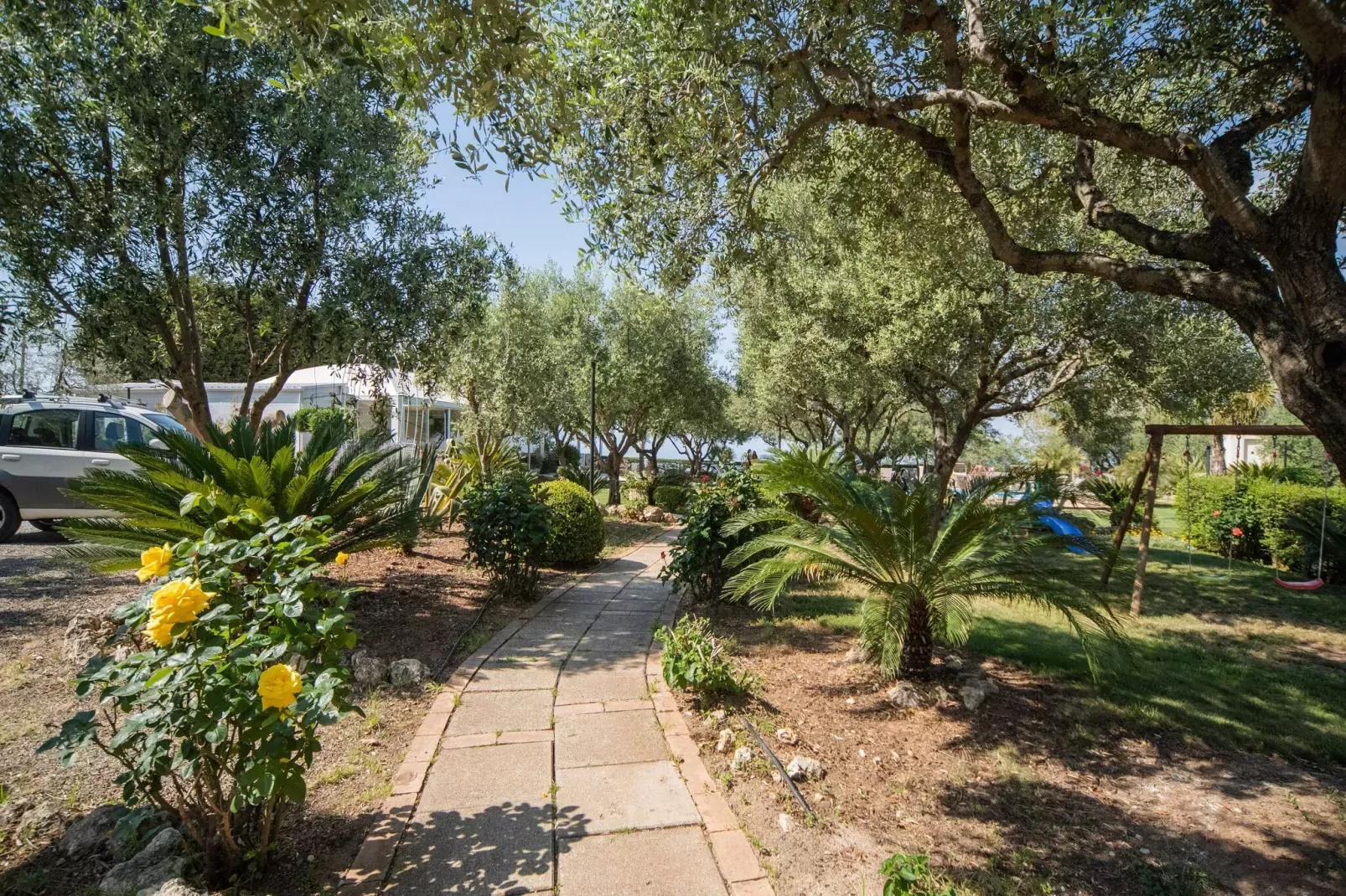 Casa Vacanza Villa Garden Bilo-Gardens summer