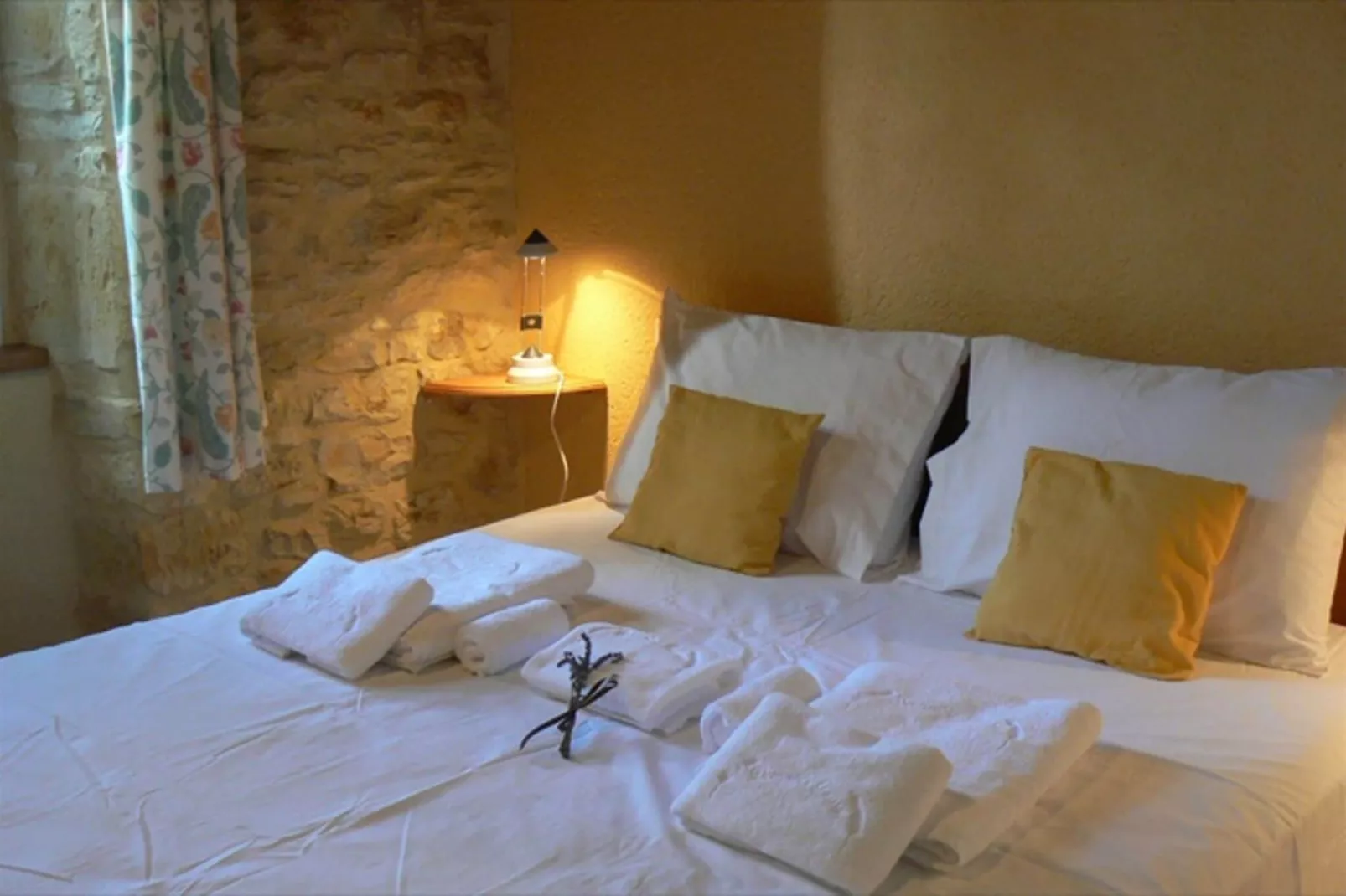 Tournesol-Bedroom