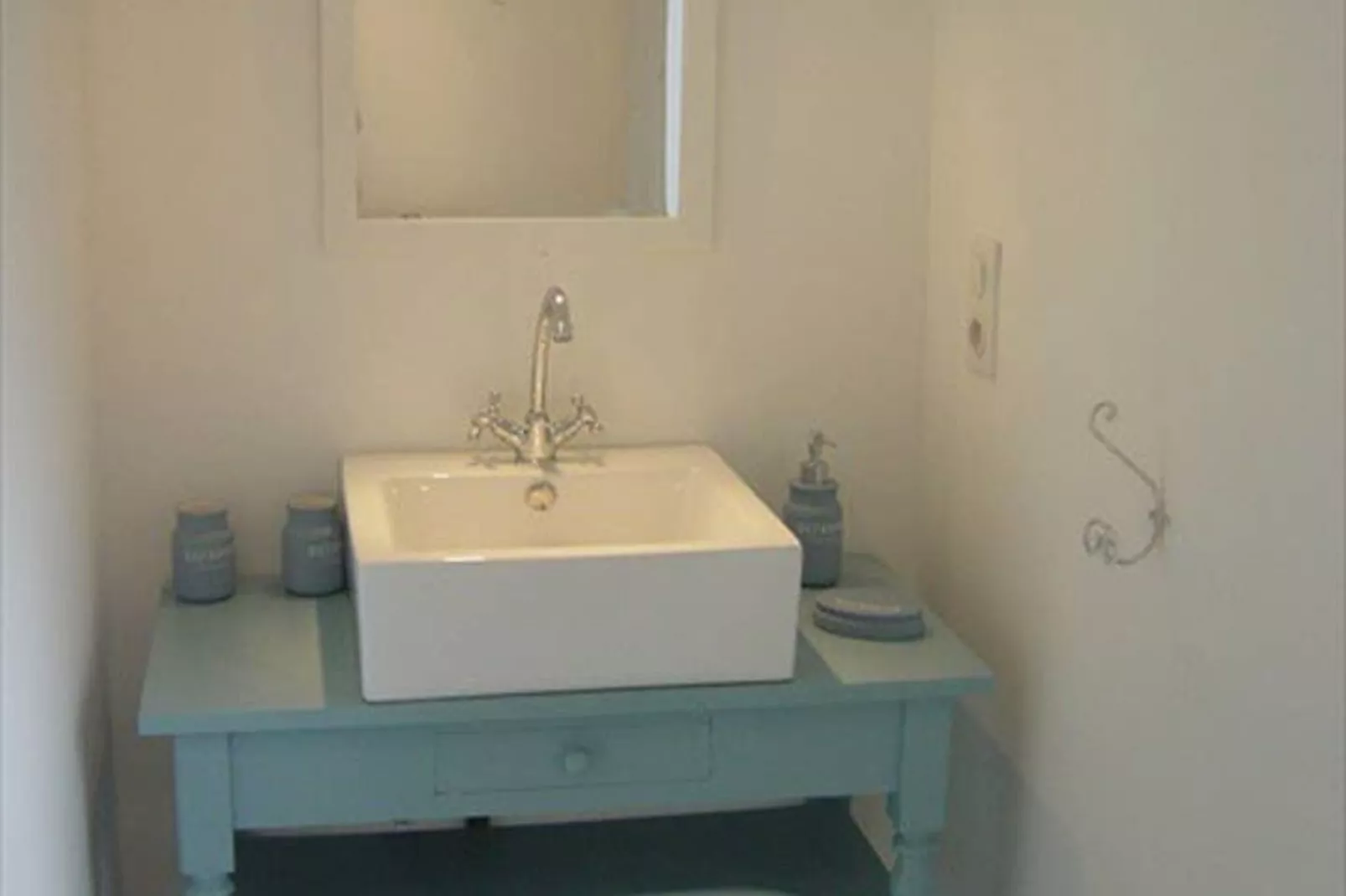 Tournesol-Bathroom
